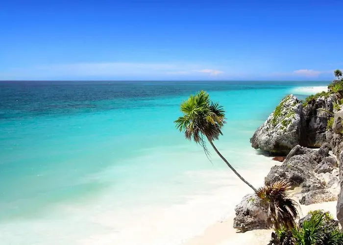 Luxury 3 Bed & Bath Eco-chic - Private Pool Pousada
