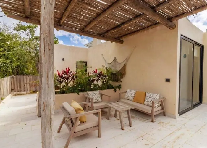 Luxury 3 Bed & Bath Eco-chic - Private Pool